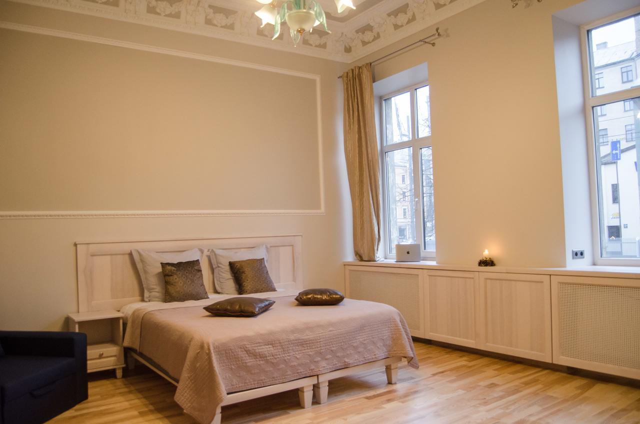 City Inn Riga Apartment, Barons Promenade With Parking ภายนอก รูปภาพ